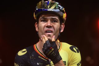 Wout Van Aert a pu remonter sur son vélo de course KEYSTONE/EPA/MARTIN DIVISEK
